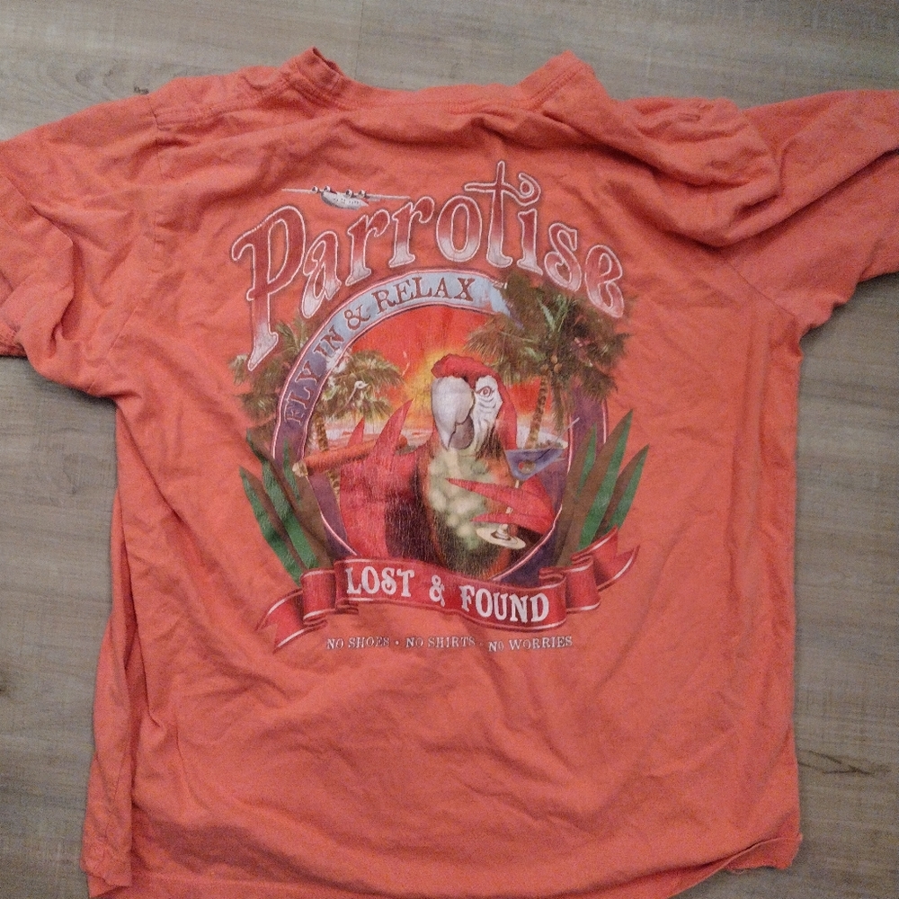 Men's XL parotise shirt